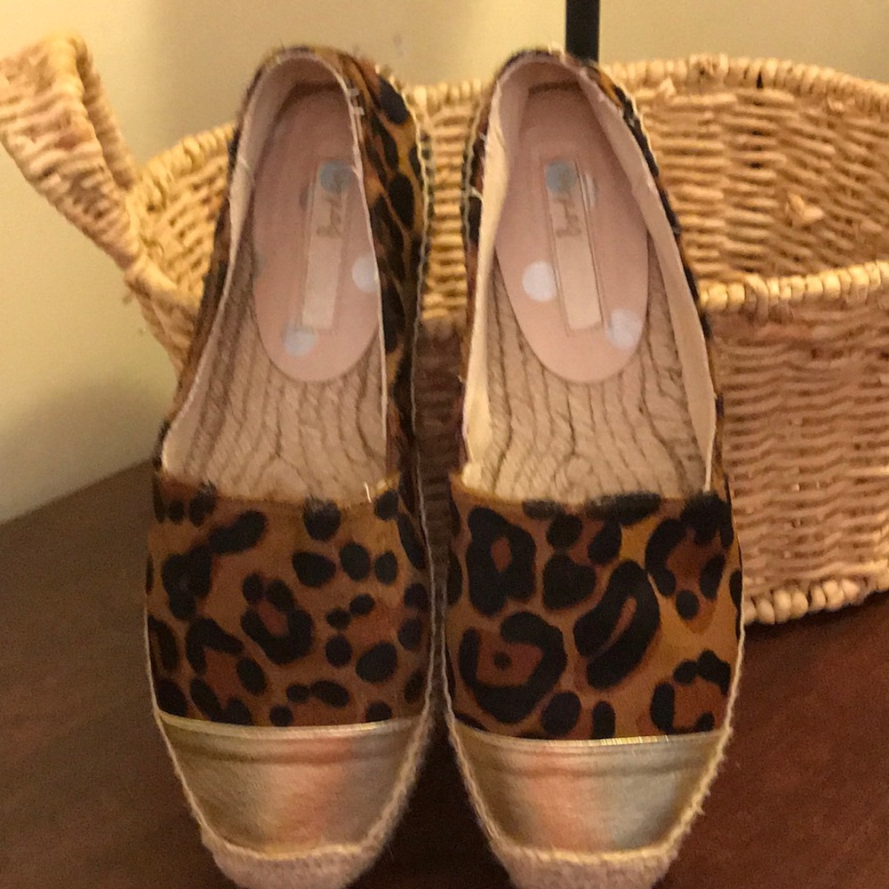 Boden gold and leopard espadrilles.